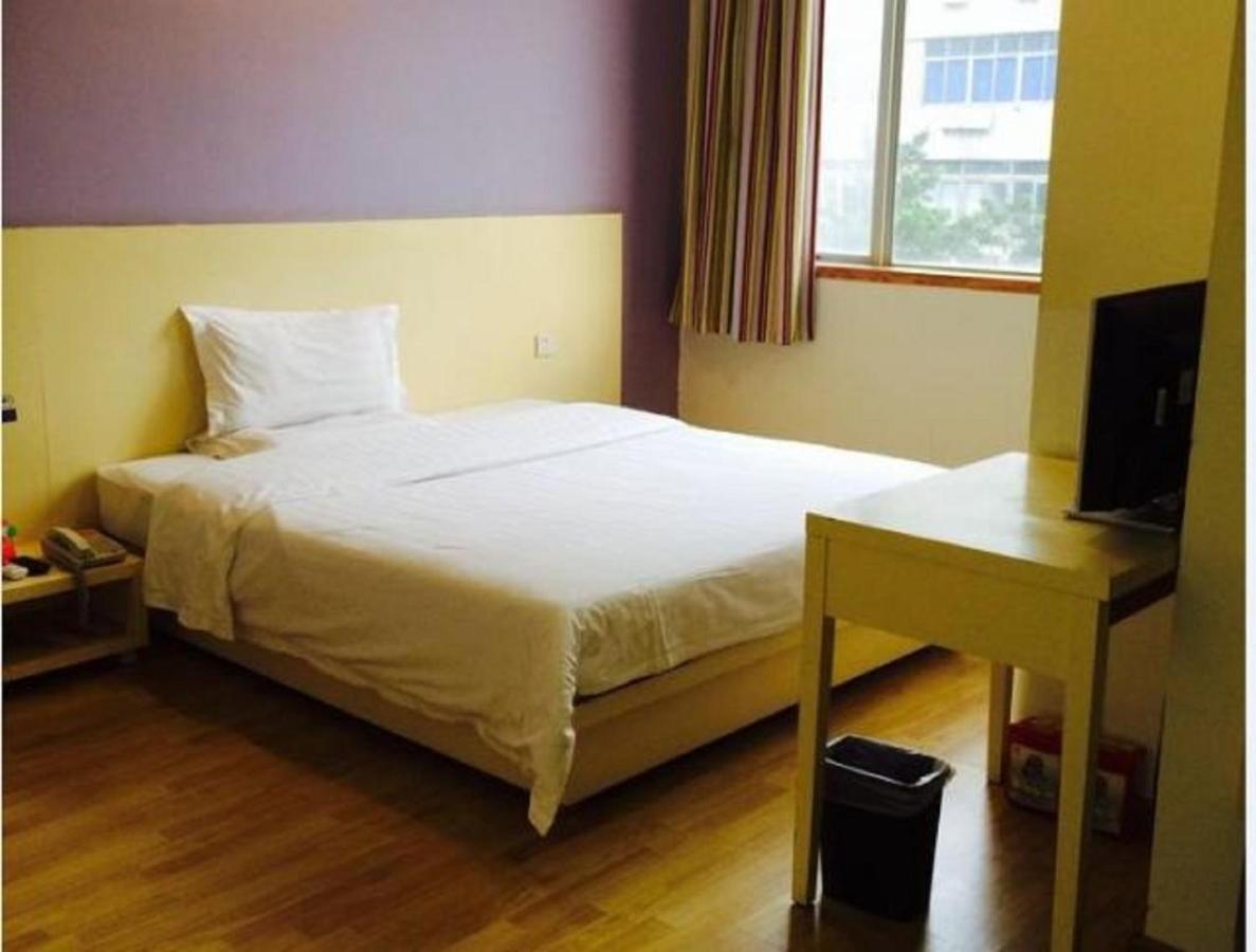 7Days Inn Shenzhen Huaqiangbei Subway Station Екстер'єр фото